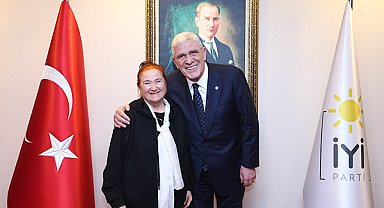 Dervişoğlu, Türk halk müziği sanatçısı Akkiraz’ı kabul etti
