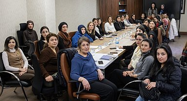 Diyarbakır Büyükşehir Belediyesi Kadın Meclisi, ikinci dönem toplantısını yaptı