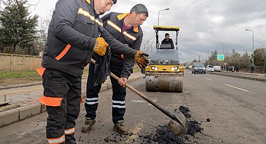 Diyarbakır'da asfalt onarım çalışmaları başlatıldı