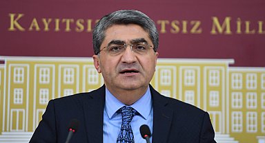 Ekmen: Herkesin ciddi bir muhasebe yapması gerekmektedir