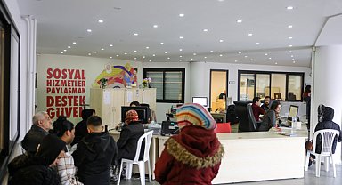 Emekli Destek Kartı'na başvurular sürüyor