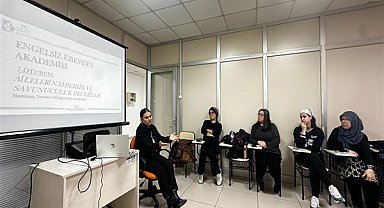 Engelsiz Ebeveyn Akademisi’nde liderlik ve savunuculuk ele alındı