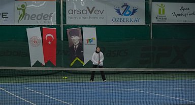 Eskişehir’de 8 Mart Kadınlar Tenis Turnuvası başladı