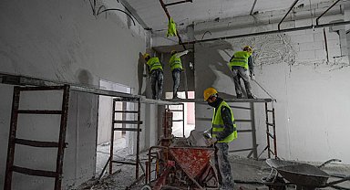 Eşrefpaşa Hastanesi ek hizmet binasında kaba inşaat süreci tamamlandı