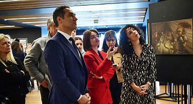 “Evrenler” Beylikdüzü’nde sanatseverlerle buluştu