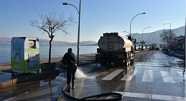 Gemlik Belediyesi'nden fırtına sonrası temizlik