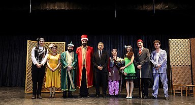 Gemlik’te Ramazan etkinlikleri kapsamında Orta Oyunu düzenlendi