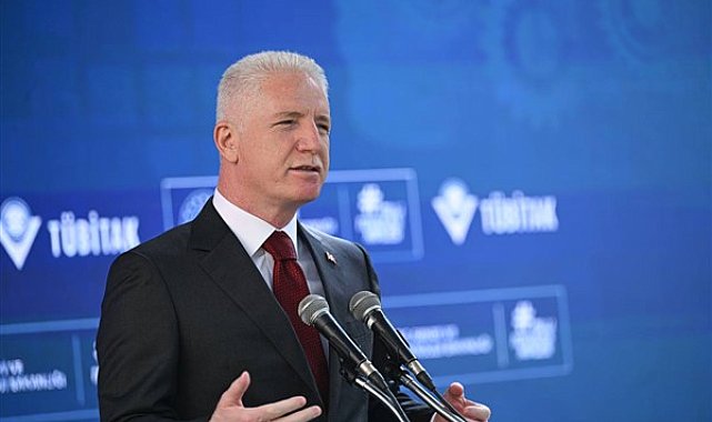 İstanbul Valisi Gül, Darülaceze sakinleri ile buluştu