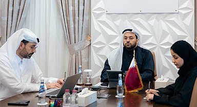 Katar ve İspanya arasında ikili iş birliği ve bölgesel gelişmeler ele alındı