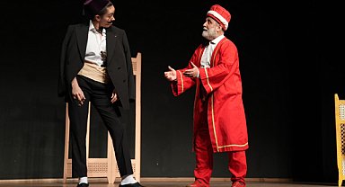 “Kavuklu Yapay Zekaya Karşı” adlı oyun, izleyiciyle buluştu