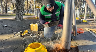 Kayseri’de yeşil alanlarda bakım ve onarım çalışmaları sürüyor