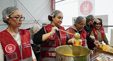 Keçiören'de 15 noktada iftar ve kumanya desteği