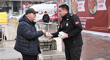 Keçiören’de Berat Kandili ikramı