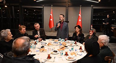 Kocaeli Valisi Aktaş, iftar programına katıldı