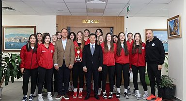 Marmaris Belediyespor U18 Voleybol Takımı 5. kez Muğla şampiyonu