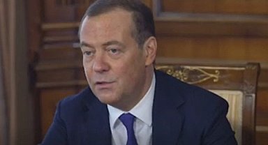 Medvedev: ‘Barış elçisi’ bir kez daha gerçek yüzünü gösterdi