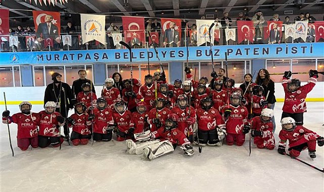 Muratpaşa’dan Antalya Altyapı Ligleri’ne çifte zafer