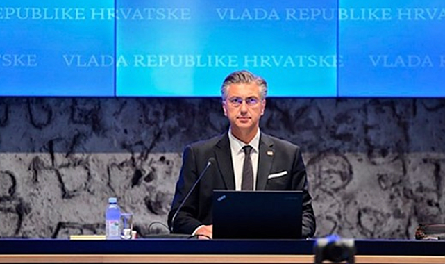 Plenkovic: Hindistan ile siyasi ve ekonomik iş birliğimizi güçlendiriyoruz