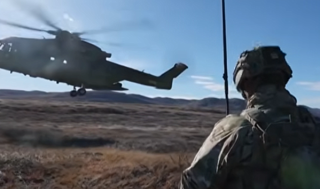 Politico: NATO, Trump'ı memnun etmek için Grönland'a konuşlanıyor