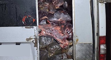 Sakarya’da 3 tonun üzerinde kaçak sakatat ele geçirildi