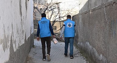 Siirt Belediyesi'nden dar gelirli ailelere sıcak yemek hizmeti