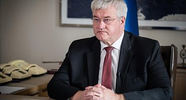 Sybiha: Tutuklu bulunan 3 AGİT çalışanının serbest bırakılmasını yineledim