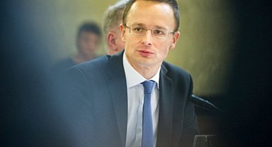 Szijjarto: Güvenliğimiz NATO tarafından garanti altına alında, Ukrayna tarafından değil