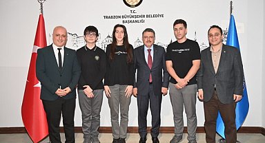 Trabzon Merkez Fen Lisesi öğretmenleri ve öğrencileri Başkan Genç'i ziyaret etti