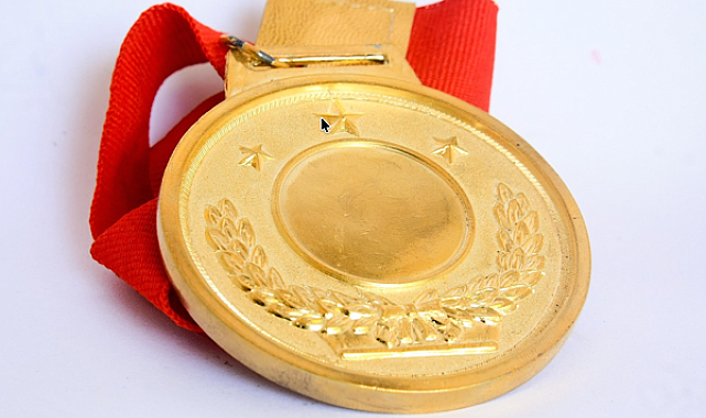 TurkMSIC'den “Yılın En Başarılı Kadın Spor Takıkımı'' ödülü