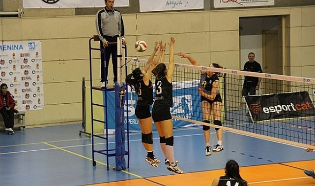 TVF Voleybol Kadınlar 2. Ligi'nde çeyrek final etabı tamamlandı