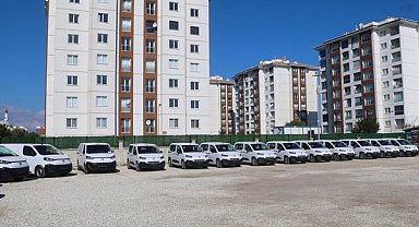 Uşak Belediyesi araç filosunu güçlendirdi