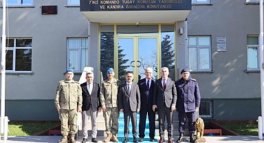 Vali Aktaş'tan Kandıra Garnizon Komutanlığı’na ziyaret