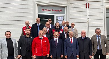 Vali Aktaş’tan Türk Kızılay Gebze Şubesi’ne ziyaret