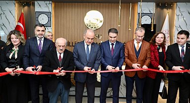 Vali Erol, “Sanatın Diliyle Değerlerimiz” temalı serginin açılışına katıldı