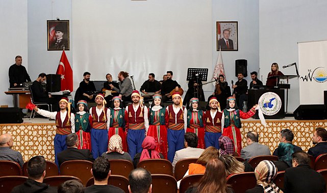 Van’da sağlık çalışanlarına yönelik kültür ve sanat programı düzenlendi