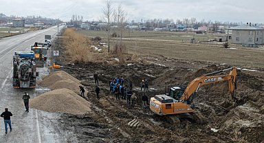 VASKİ, Edremit'teki su arızalarını giderdi
