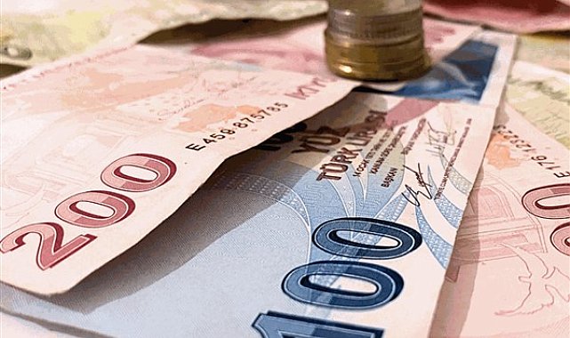 Yaşlı ve engelli aylıkları hesaplara yatırılmaya başlandı