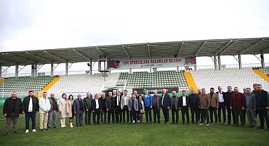 Yenilenen Serik İsmail Ogan Stadı hizmete açıldı
