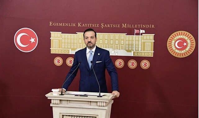 Zorlu, Avrupa Türk Medya Zirvesi’ne katıldı