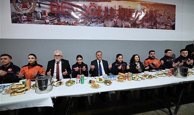 Aslan, Beyoğlu İtfaiyesi’nde iftar programına katıldı
