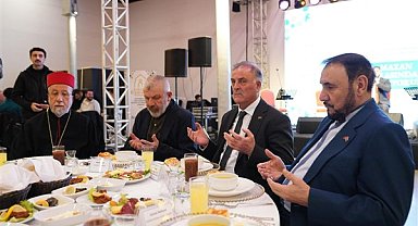 Aslan, Feshane’de İstanbul’daki inanç temsilcileriyle iftarda buluştu