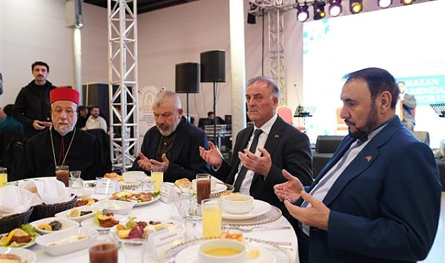 Aslan, Feshane’de İstanbul’daki inanç temsilcileriyle iftarda buluştu