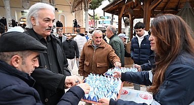 Aydın’da geleneksel lokumlu bayramlaşma