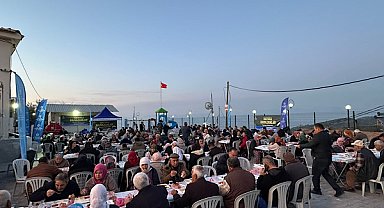 Aydın’ın farklı mahallelerinde Ramazan sofraları kuruldu