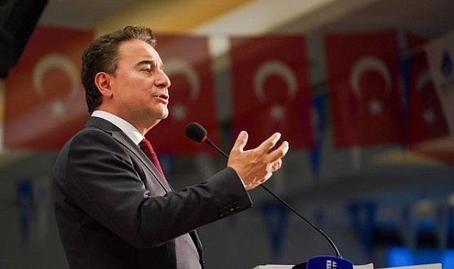 Babacan: İktidar kendi eliyle patlattığı enflasyonu dizginleyemiyor