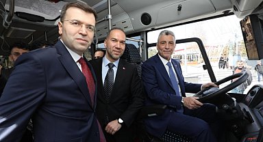 Bakan Bolat, Niğde Belediyesi'nin projelerini inceledi