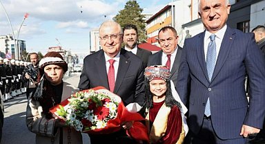 Bakan Güler, Muş’ta askeri ve sivil denetimlerde bulundu