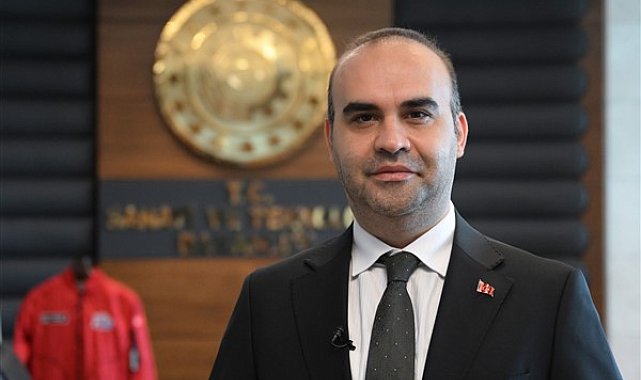 Bakan Kacır: Bayraktar K2 testleri Türkiye’nin askeri kabiliyetini güçlendiriyor