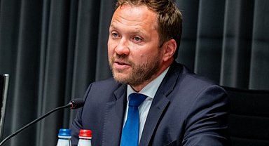 Bakan Tsahkna, Bakan Hussein ile görüştü