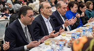 Balçova ve Narlıdere'de iftar sofraları kuruldu